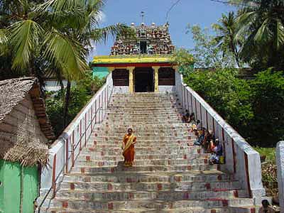 Steps to entrance of Kumarakoil