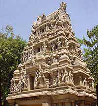 Palamuthirsolai Gopuram